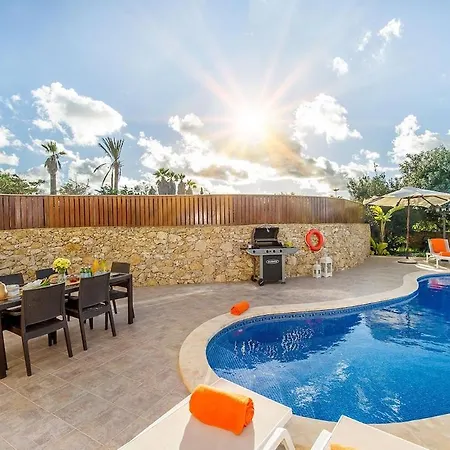 Rebbiegha Holiday Country house Qala